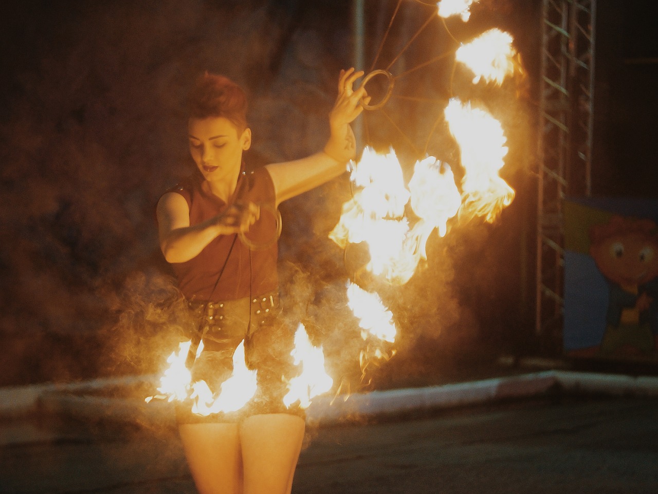 fire fire show girl free photo