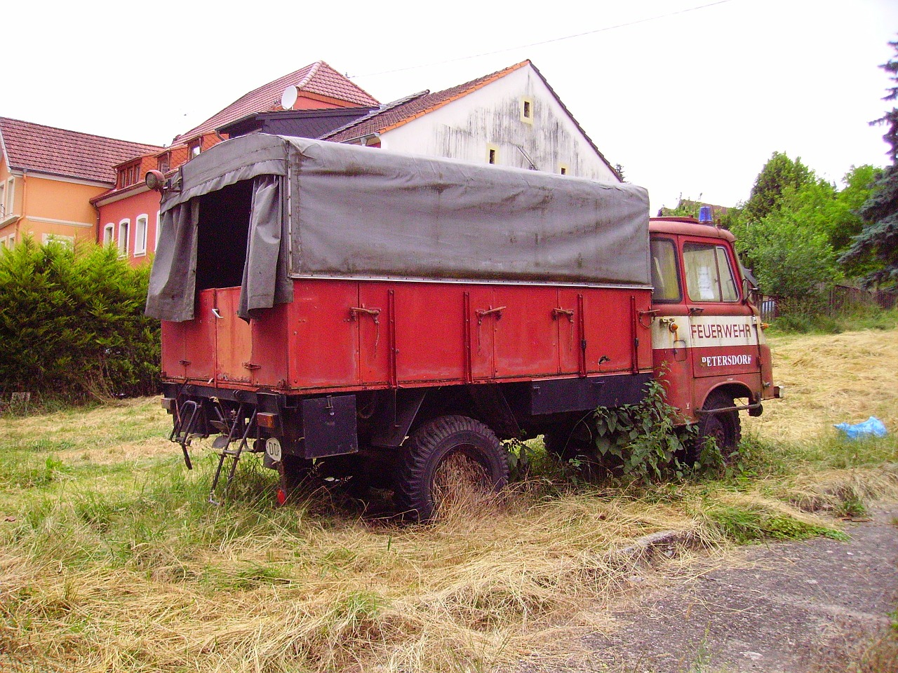 fire fire truck old vehicle free photo