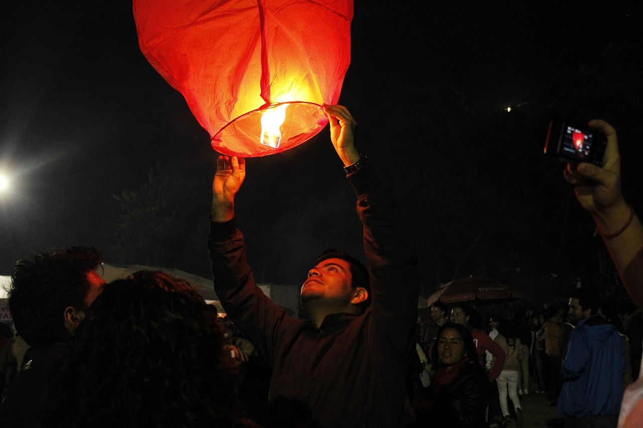 fire lantern dark free photo