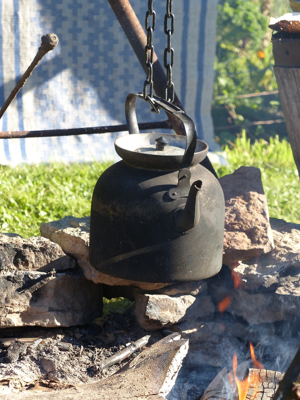 fire cauldron grass free photo