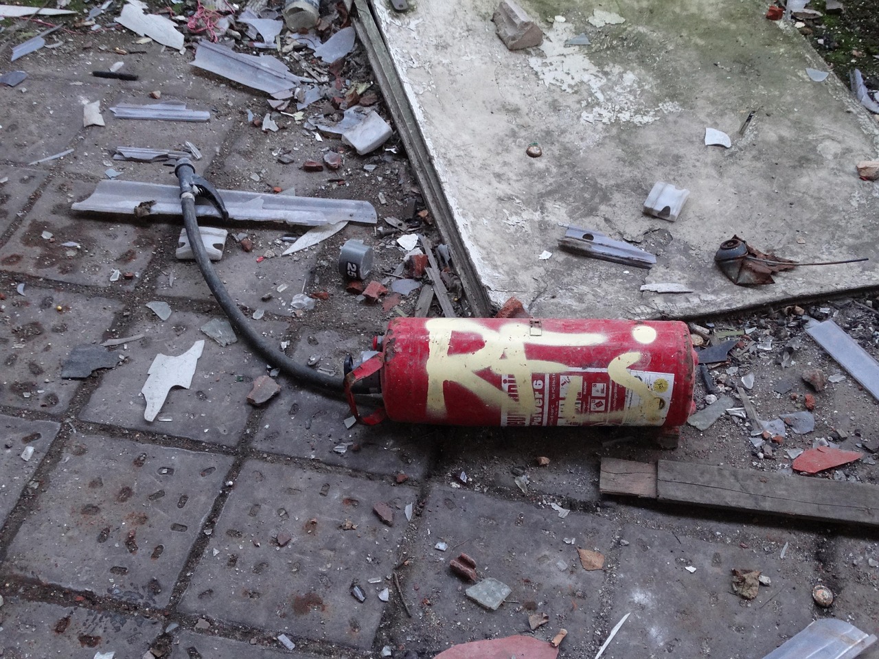 fire extinguisher old defect free photo