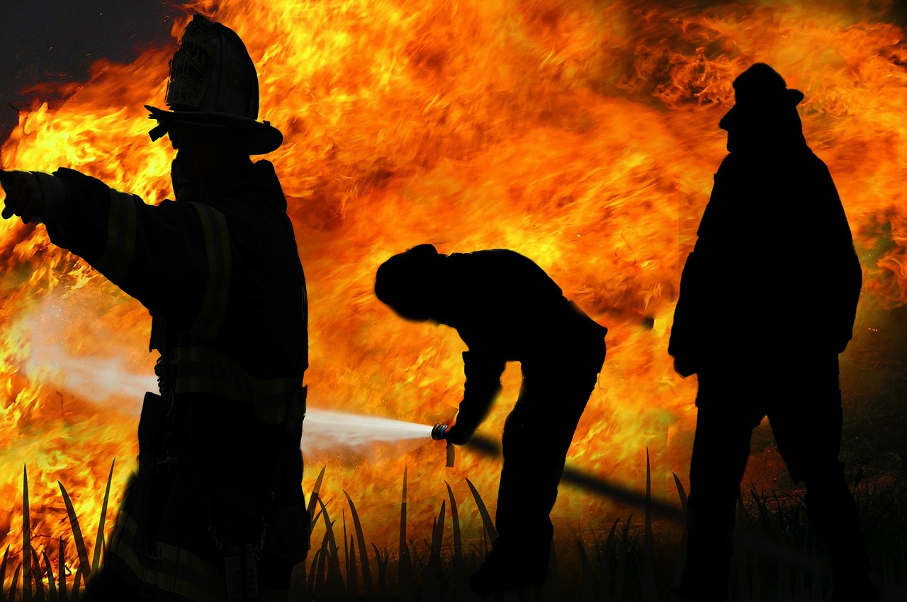 fire fighter fire delete free photo