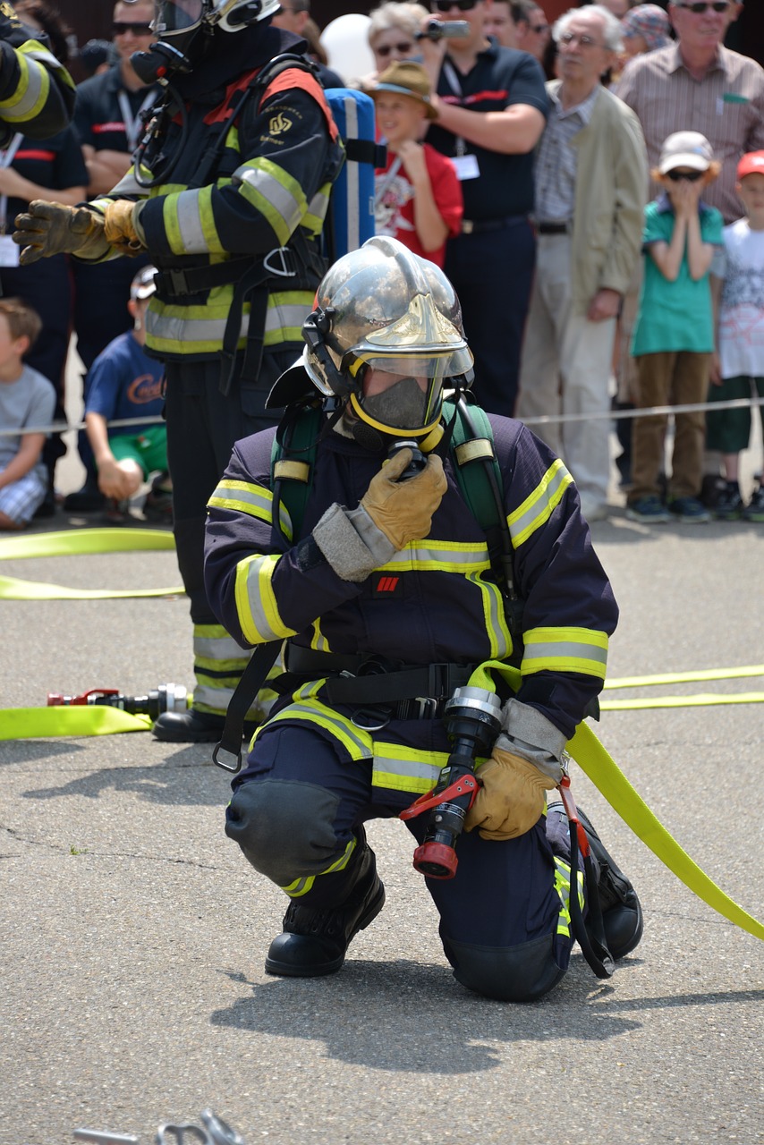 fire fighter fire respiratory protection free photo