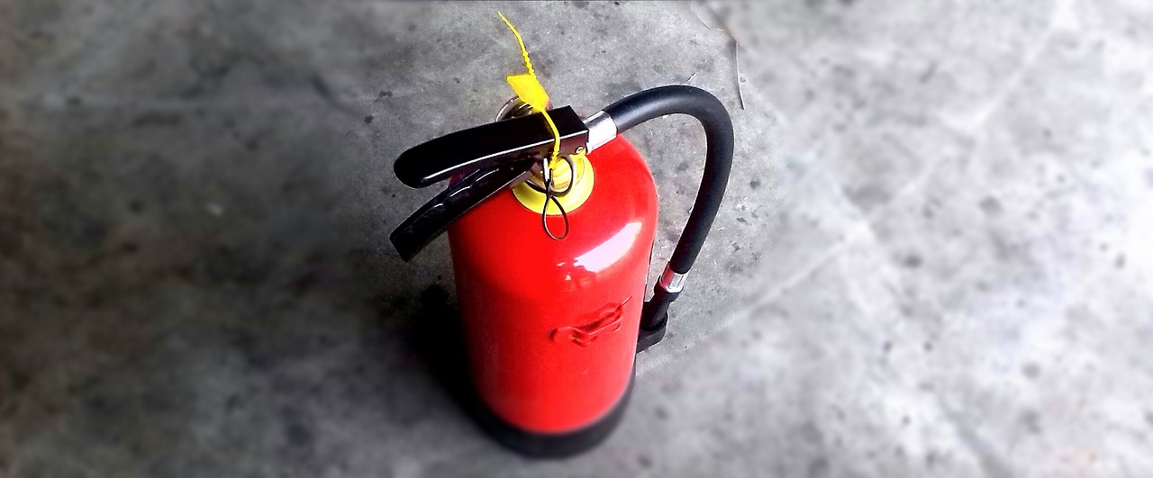 fire-fighting fire extinguisher fireworks free photo