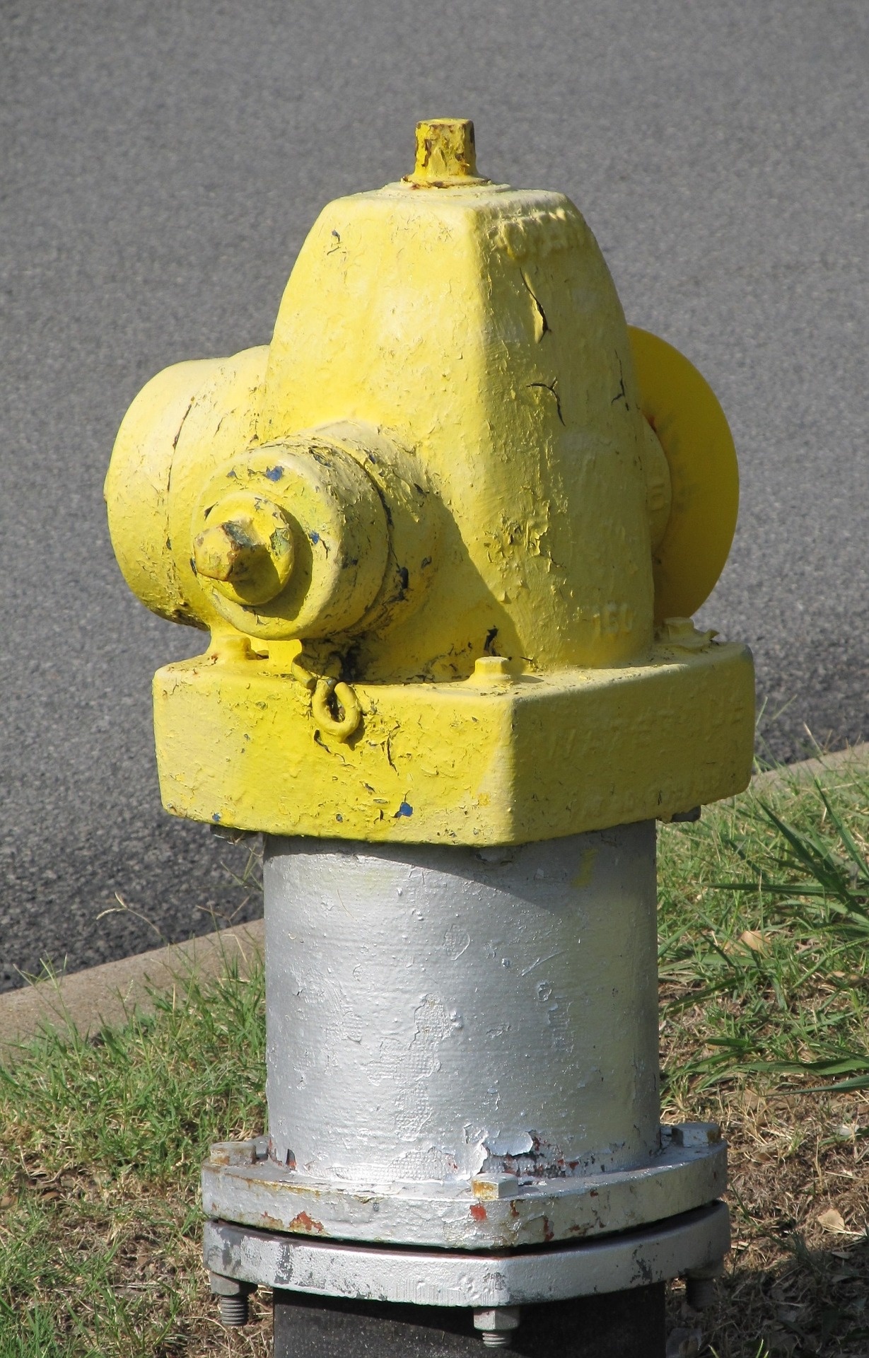 fire hydrant plug free photo