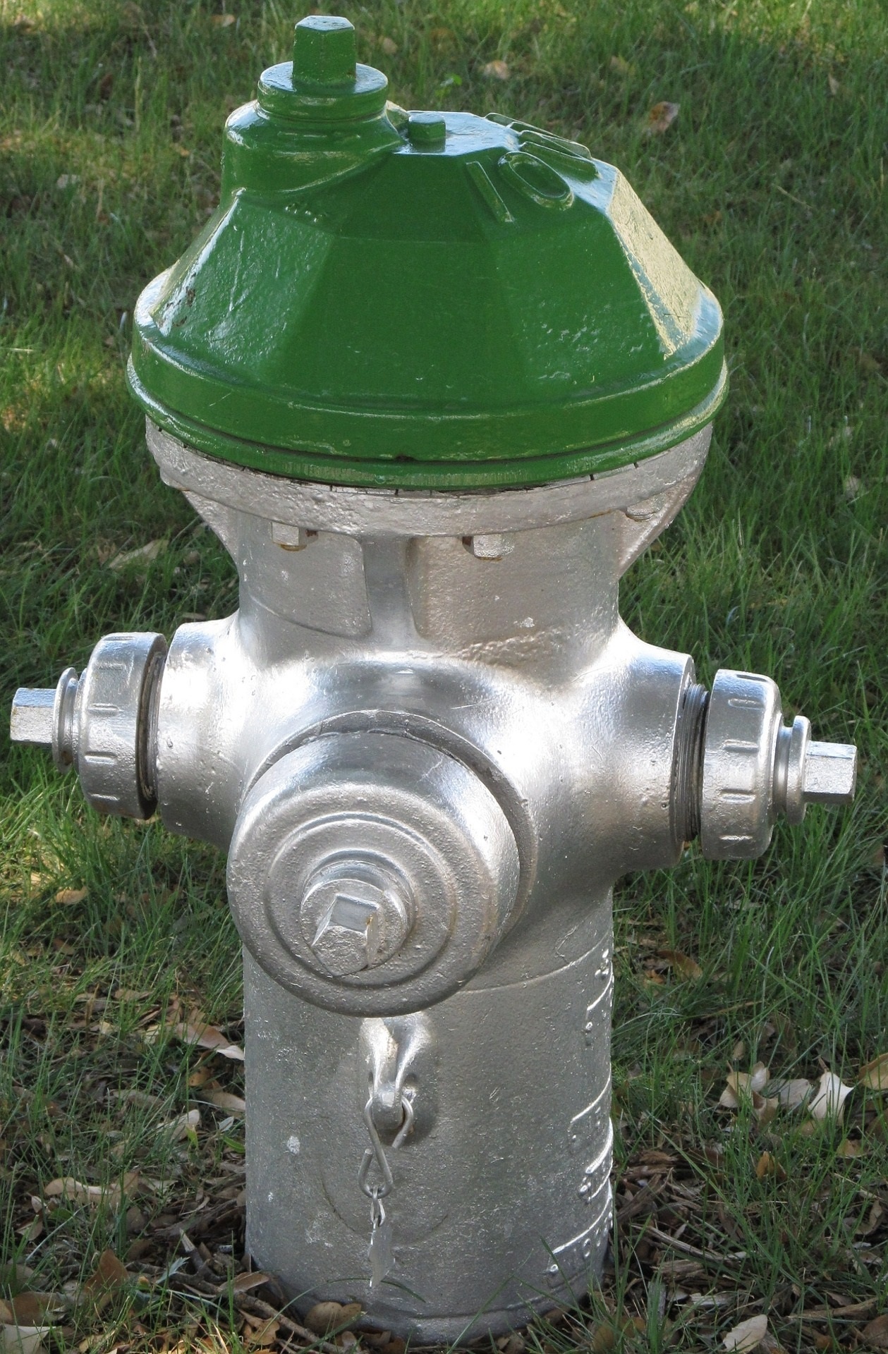 fire hydrant plug emergency free photo