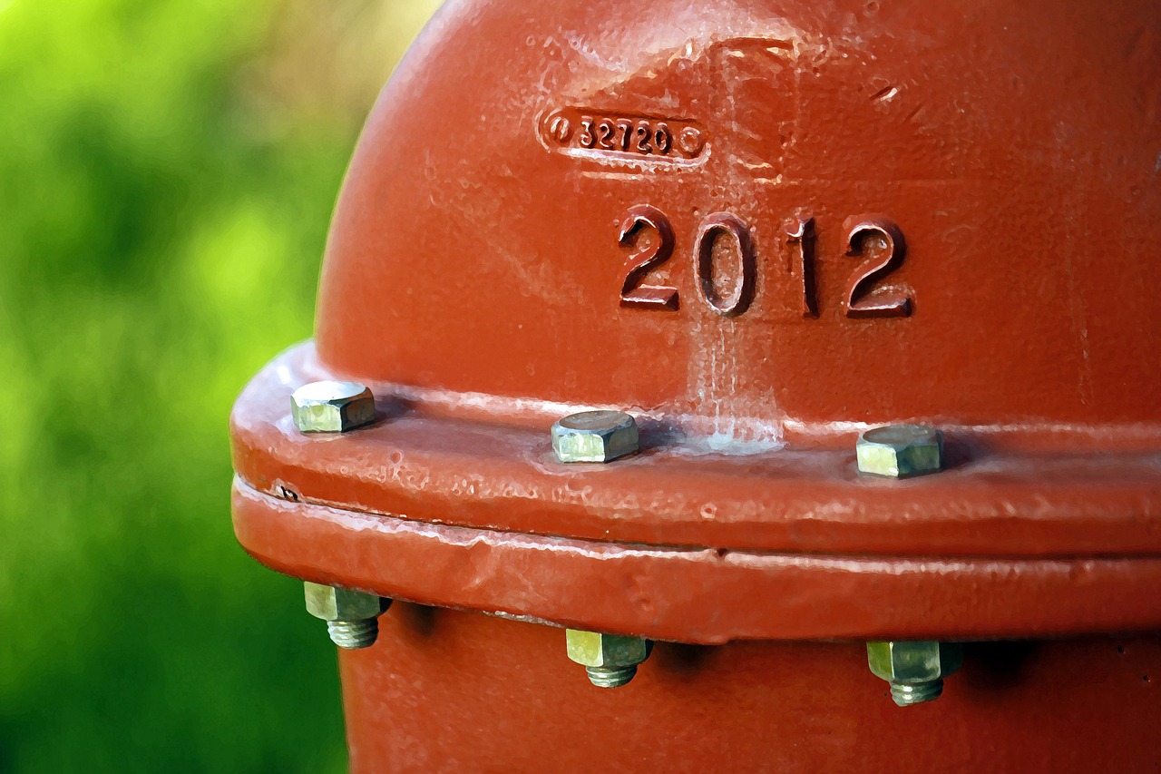 fire hydrant  water  red free photo