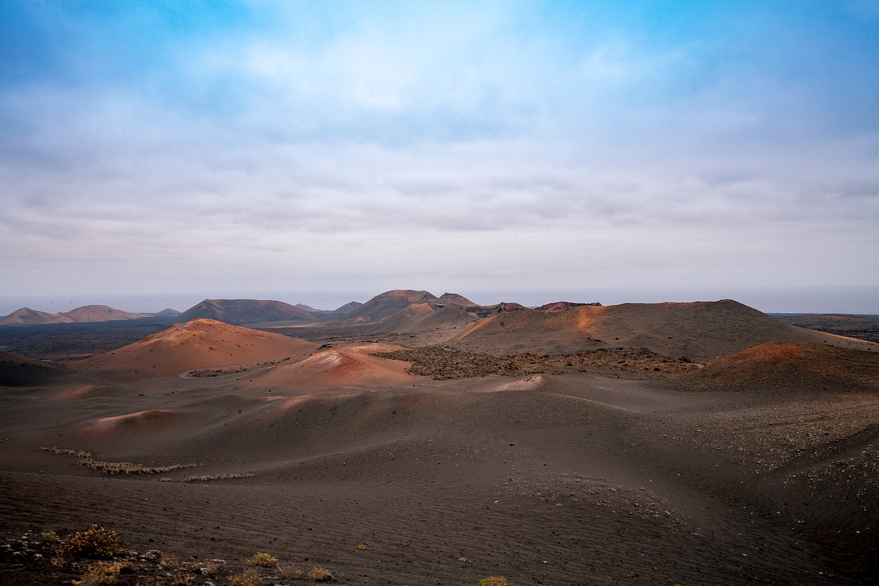 fire mountain  lanzarote  mountain free photo