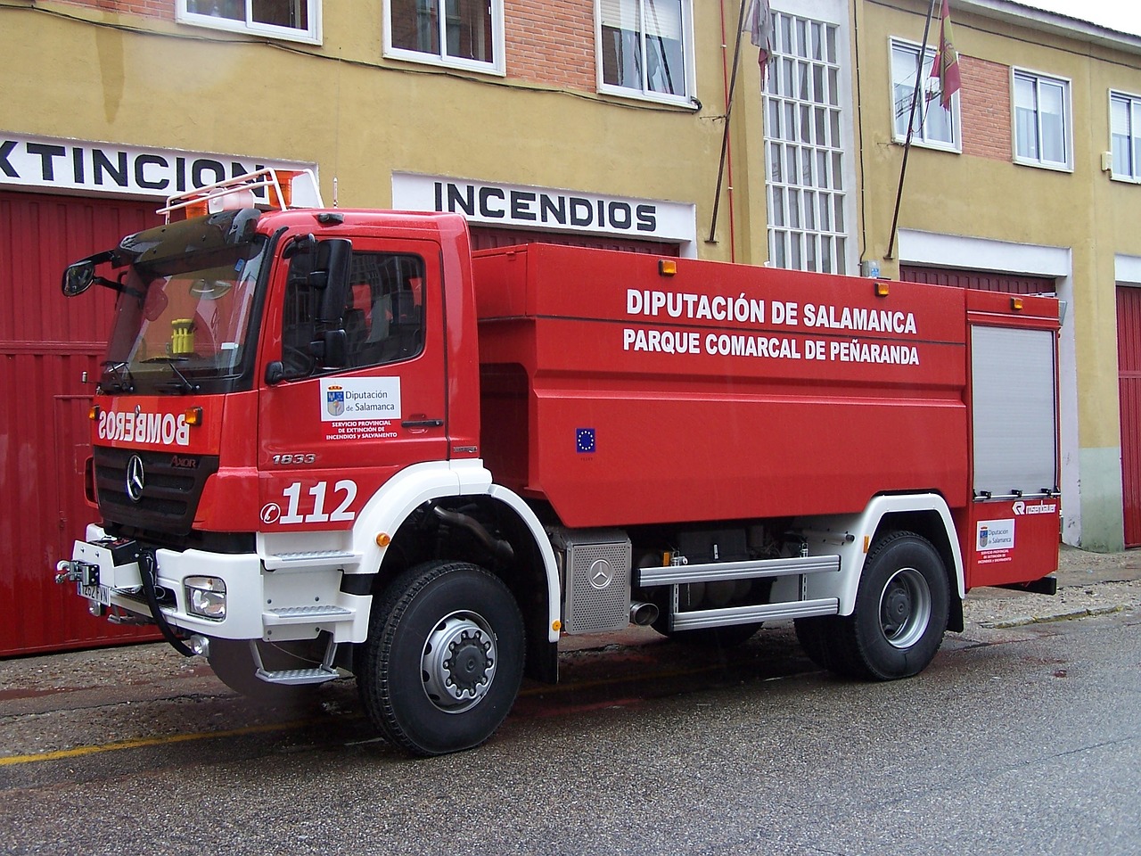 download-free-photo-of-fire-service-truck-fire-park-fire-department