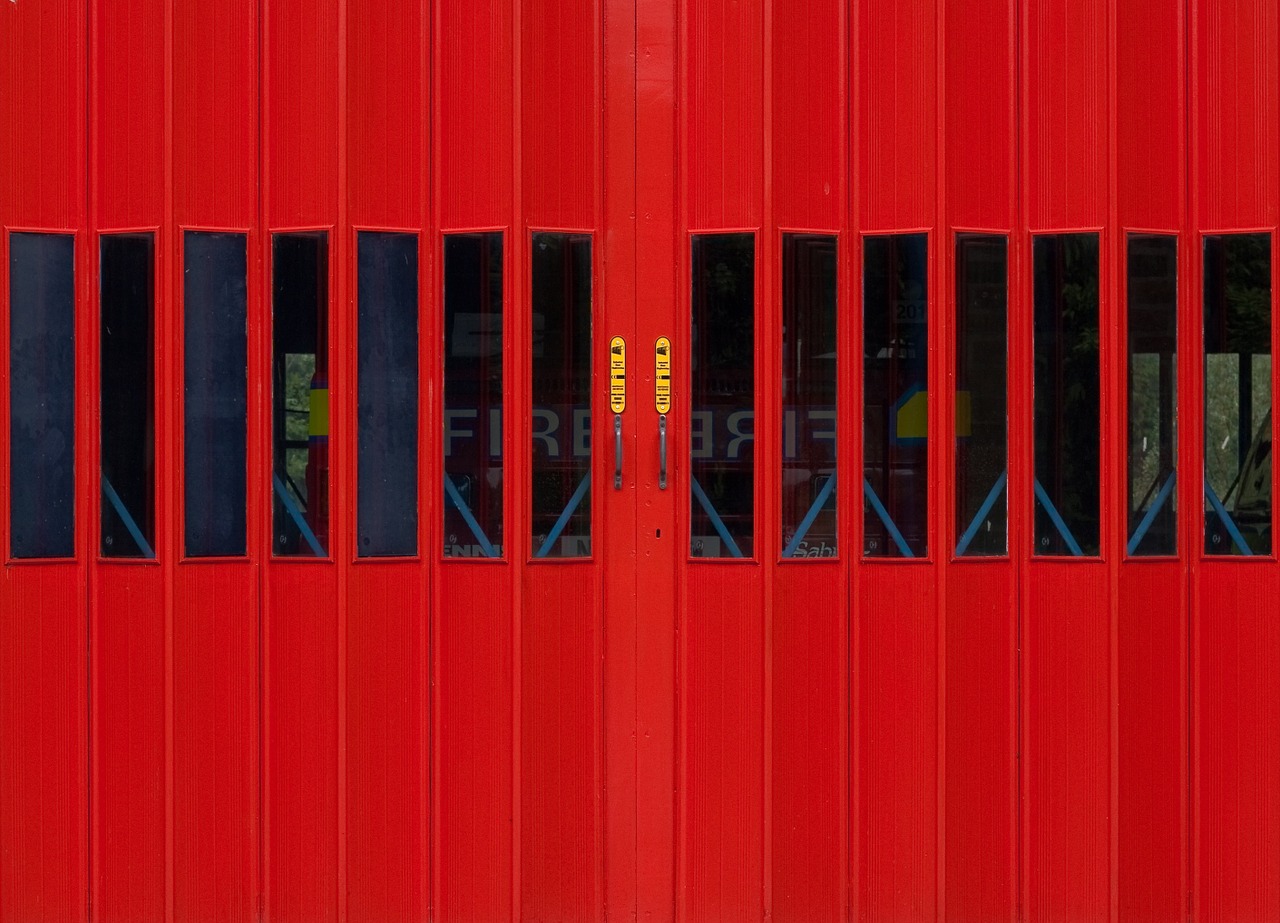 fire station fire department front free photo