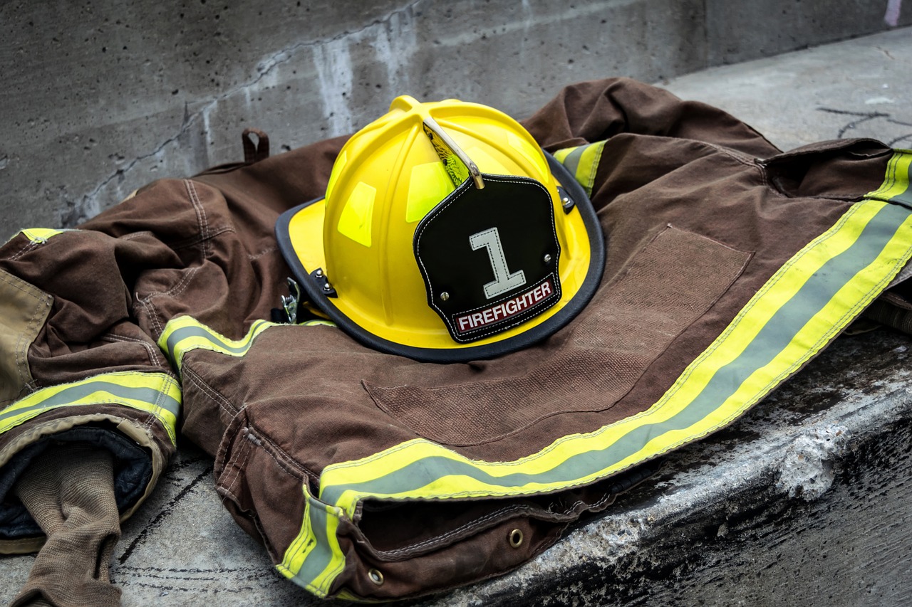 firefighter occupations leadership free photo