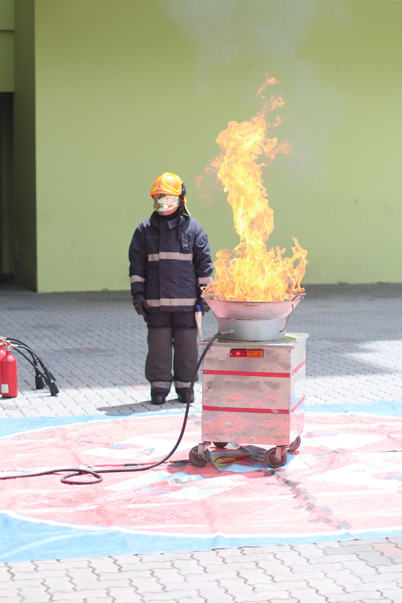 firefighter fire training free photo