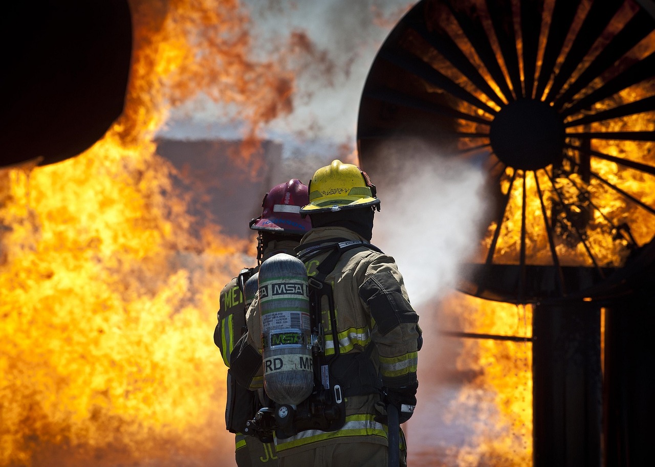 firefighters training live free photo