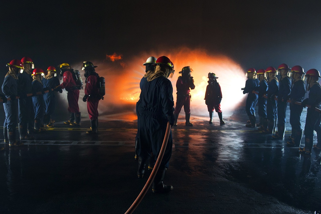 firefighters training live free photo