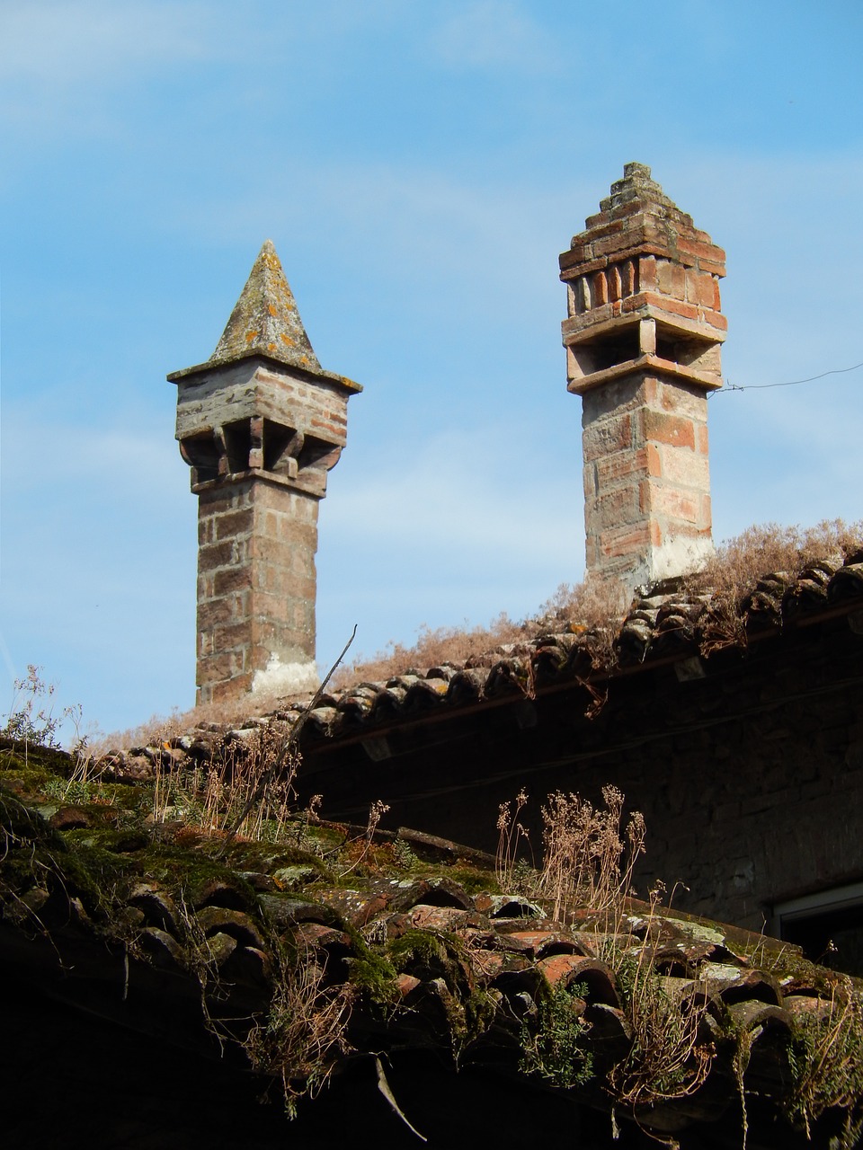 fireplace roof sentinels free photo