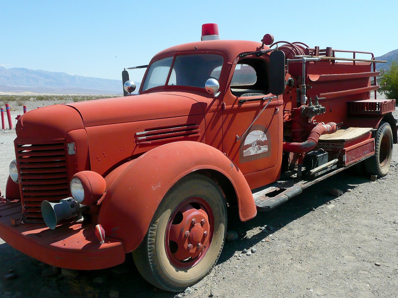 firetruck vehicle rescue free photo