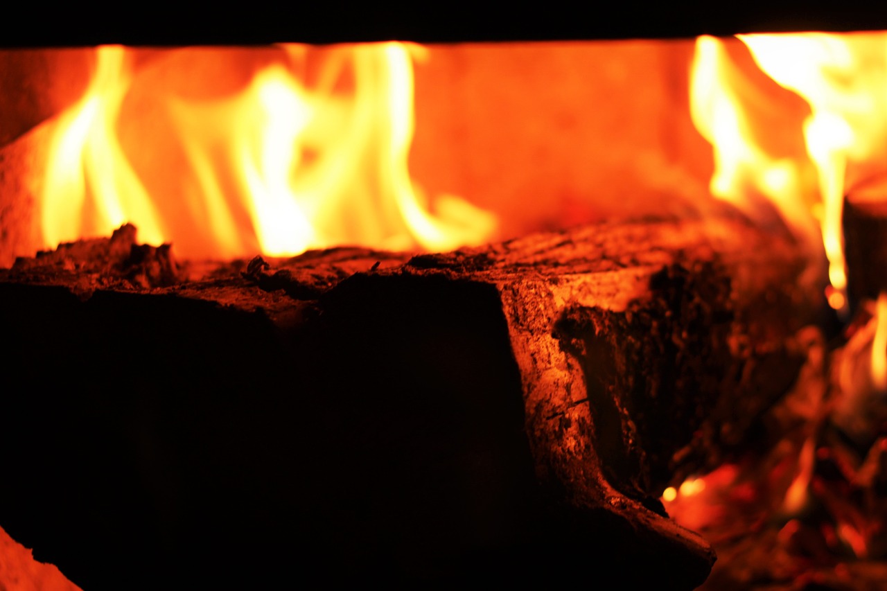 firewood fire fireplace free photo