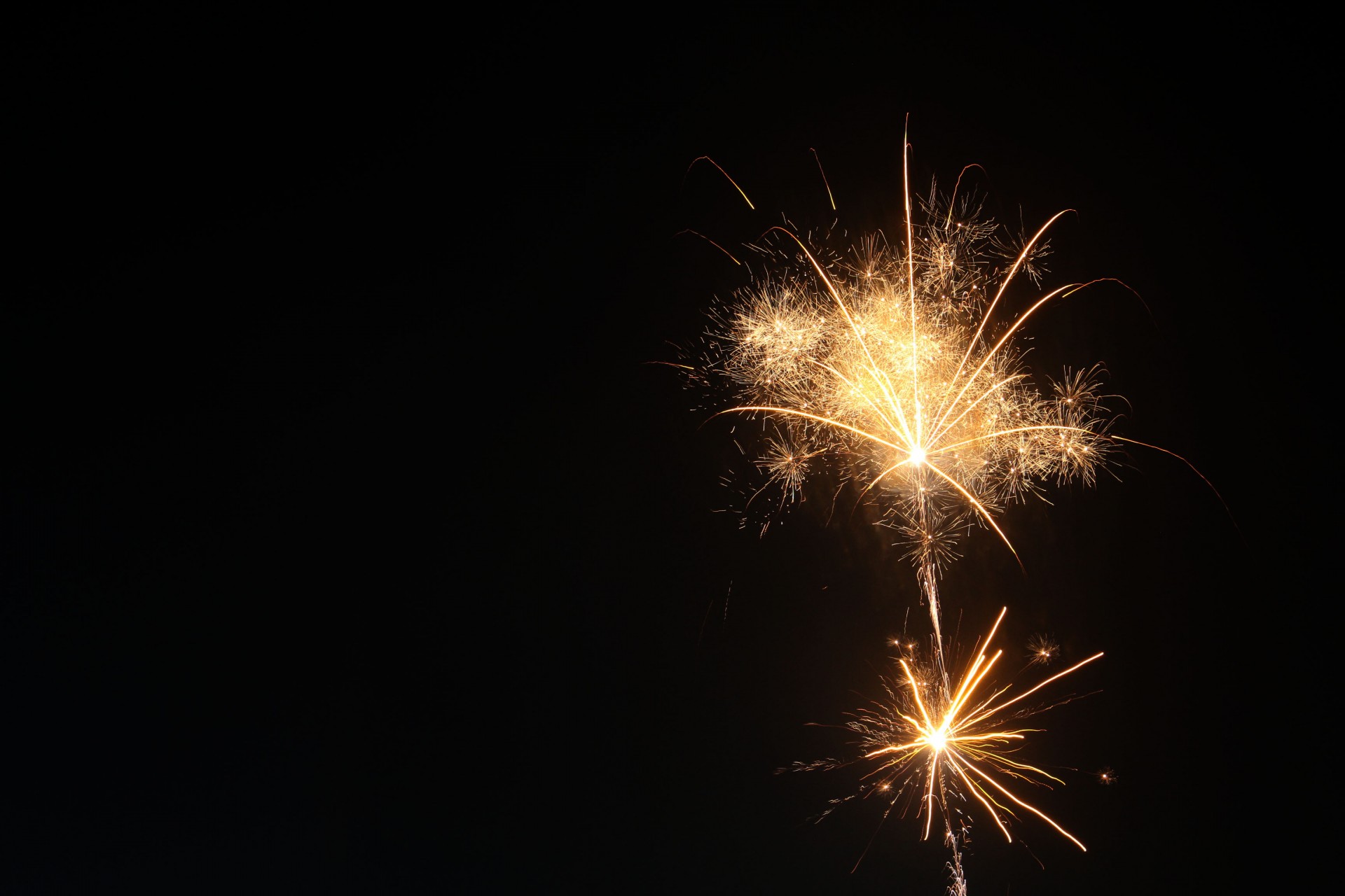 fireworks explode exploding free photo