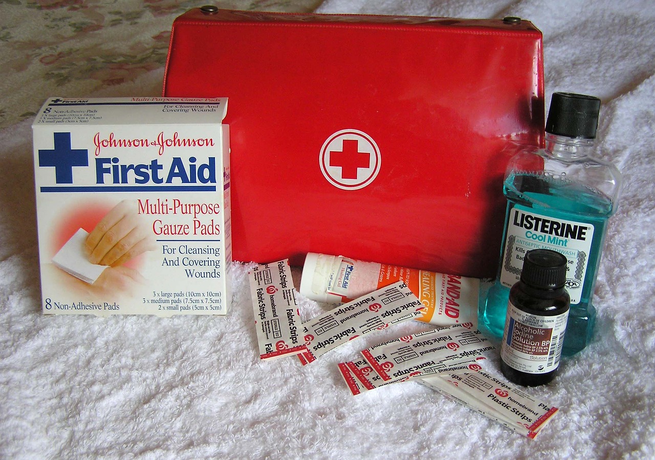 first aid health kit free photo