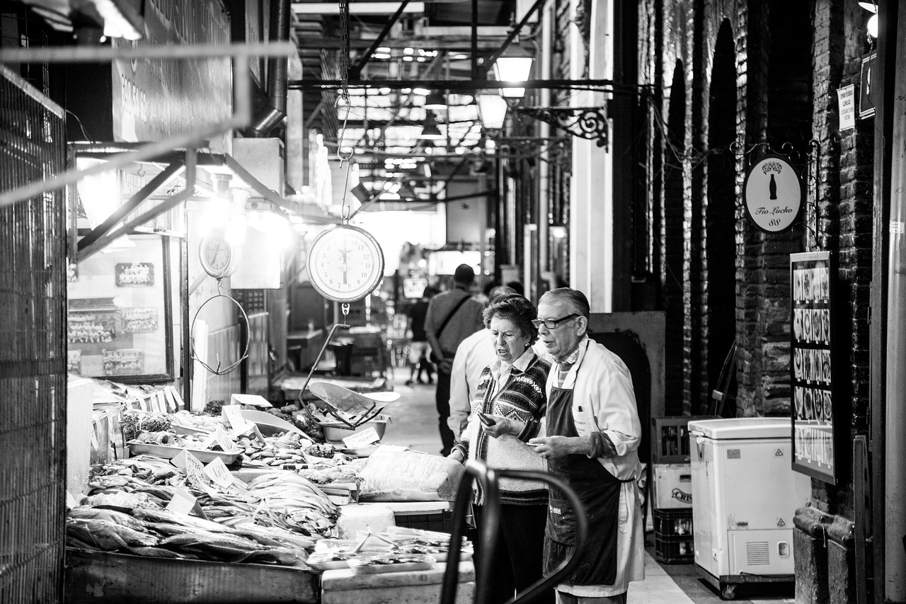 fish market market traditionally free photo