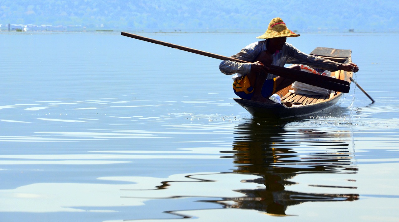 fisherman fishing inle lake free photo