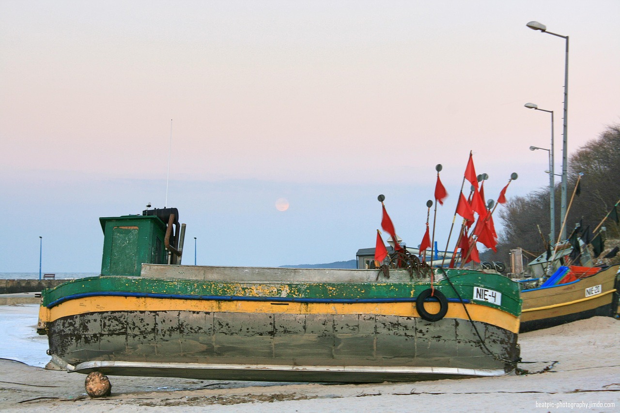 fisherman  waters  boat free photo