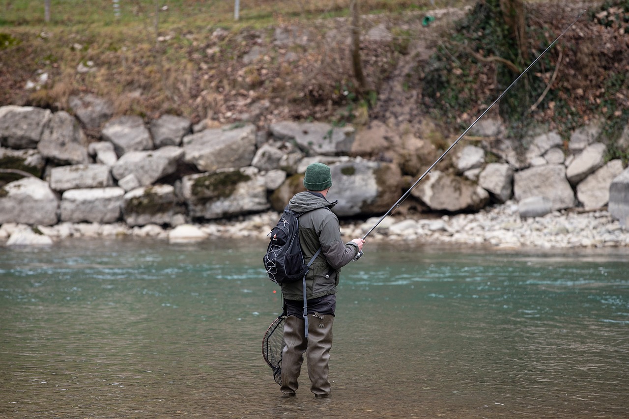 fisherman  aare  river free photo