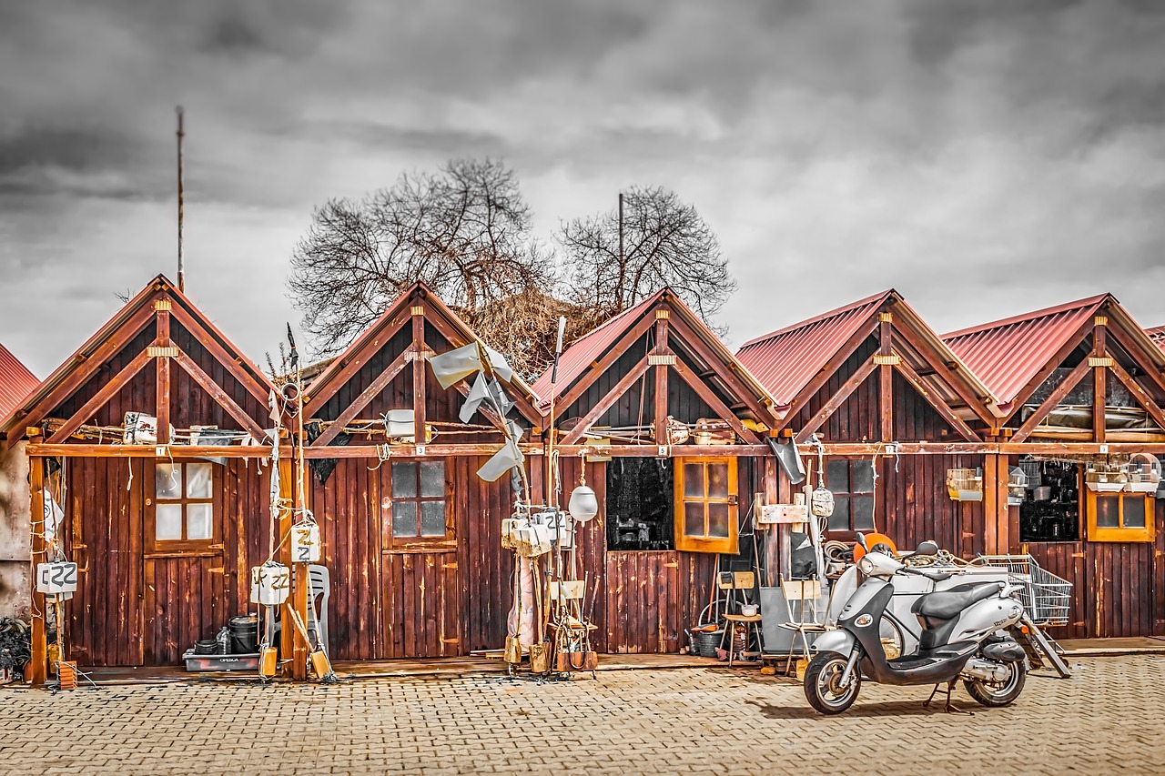 fishermen booths house wood free photo