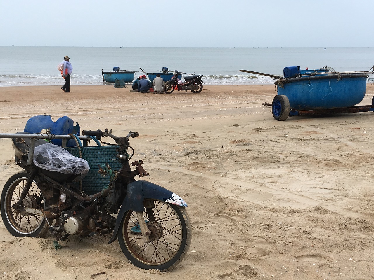 fishing bicycle sand free photo