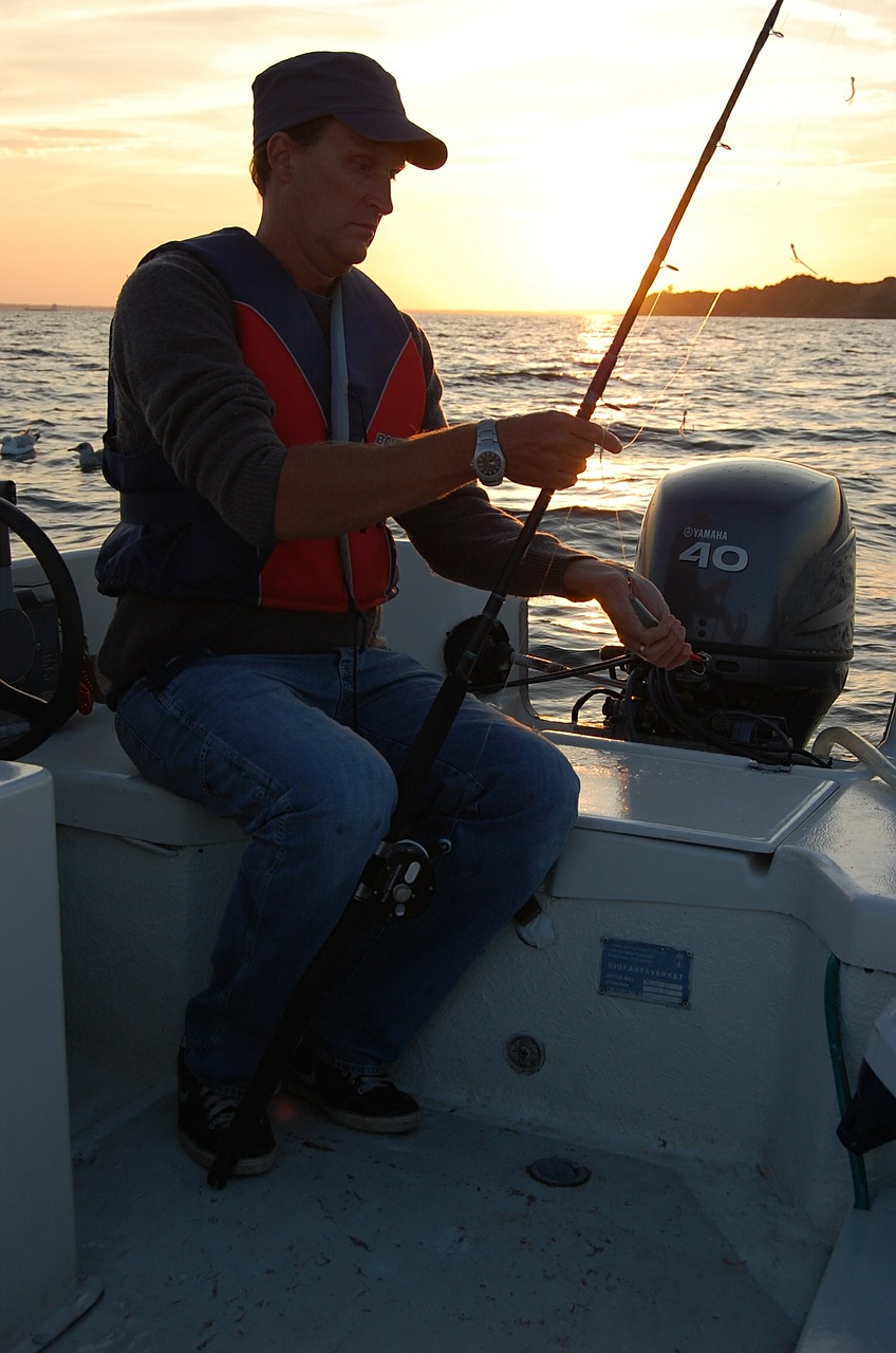 fishing boat sunset free photo