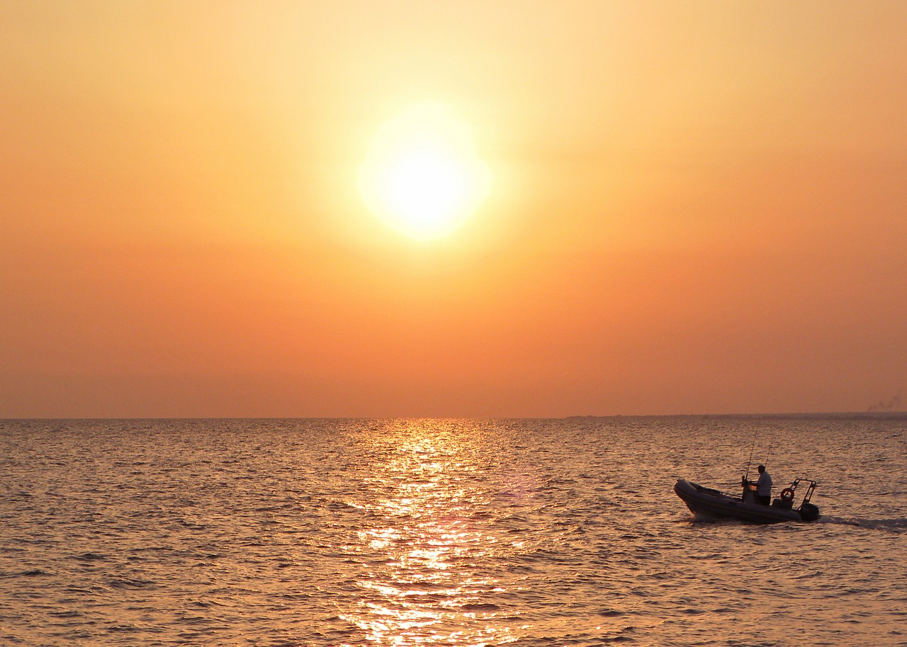 fishing boat sea free photo