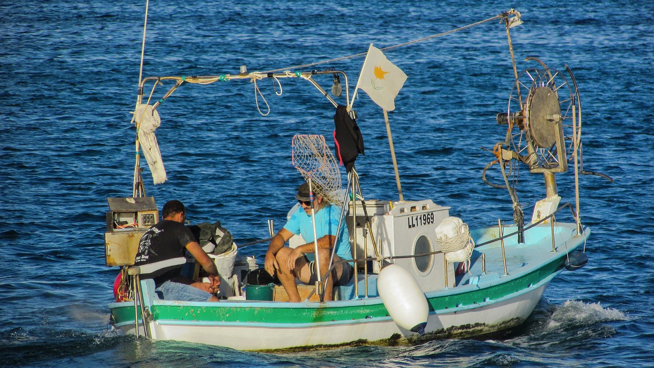 fishing boat departure harbor free photo