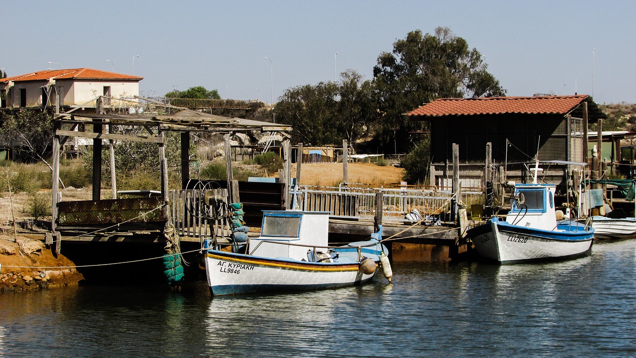 fishing boat fishing shelter picturesque free photo