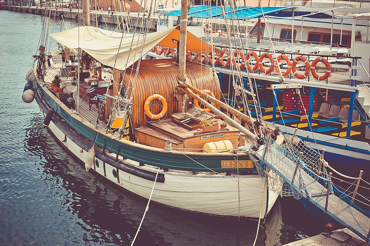 fishing boat sailing boat sailing free photo