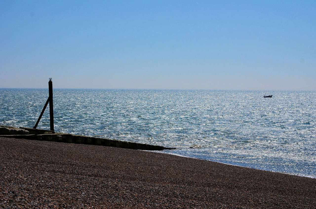 fishing boat ocean sea free photo