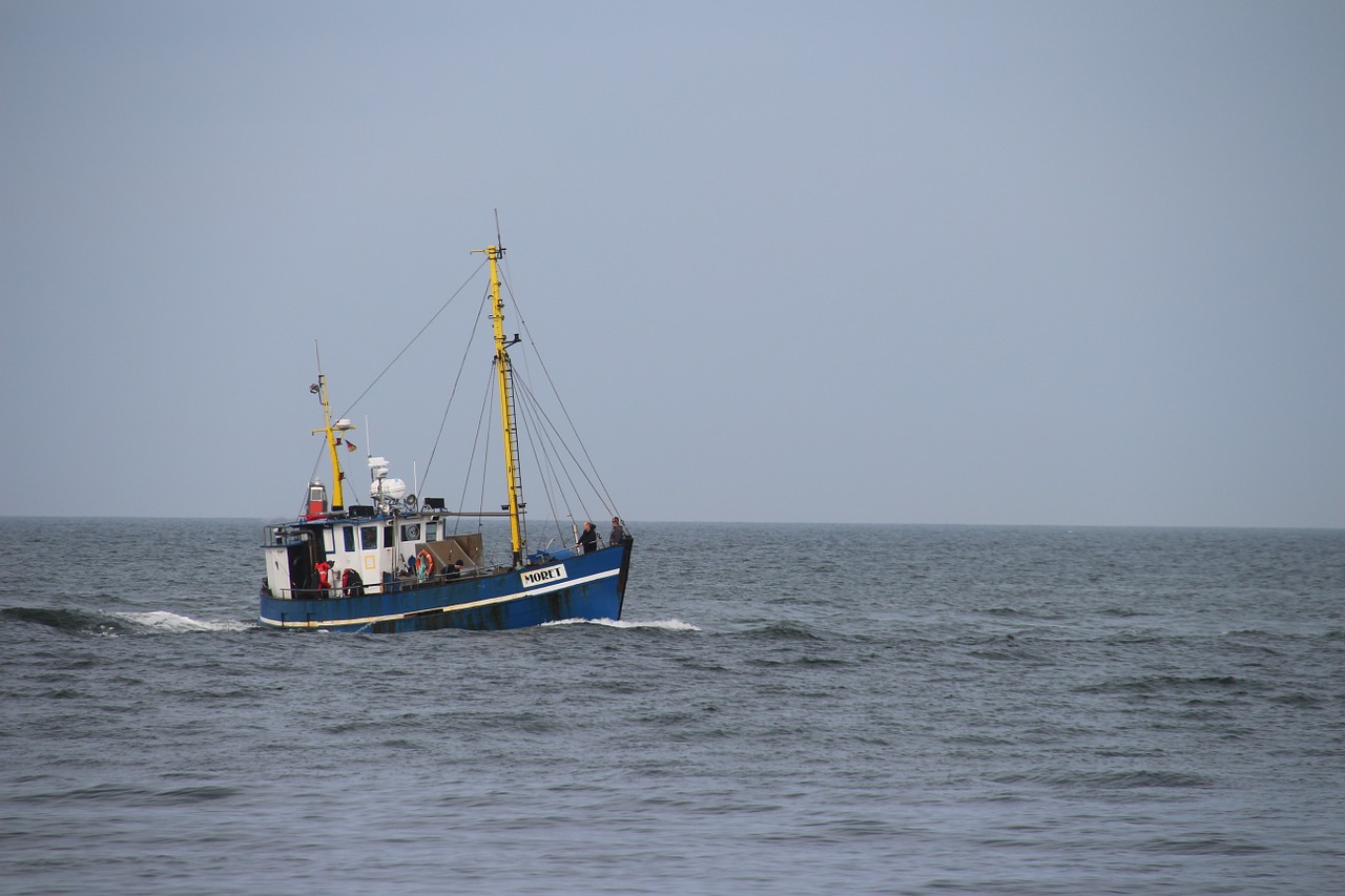 fishing boat ship sea free photo