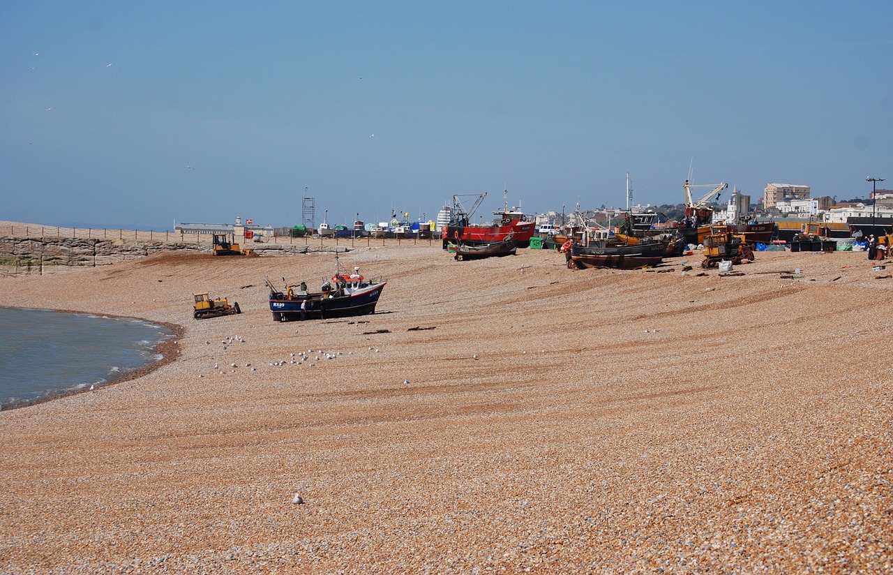 fishing boats boats ocean free photo