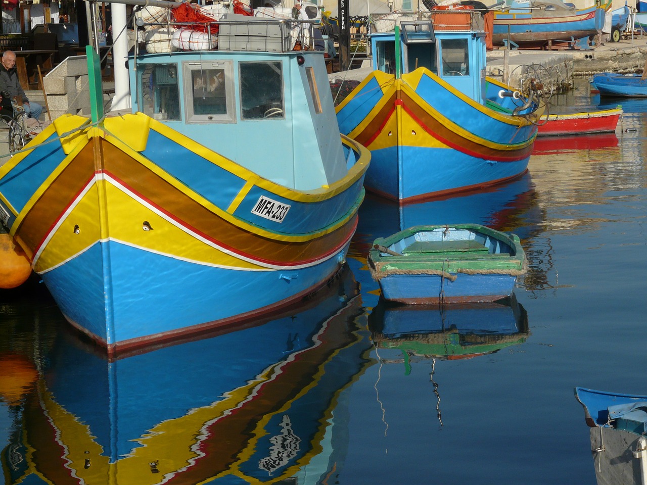 fishing boats marsaxlokk colorful free photo