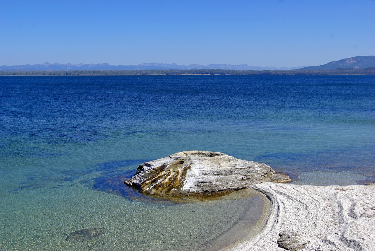 fishing cone  thermal  pool free photo