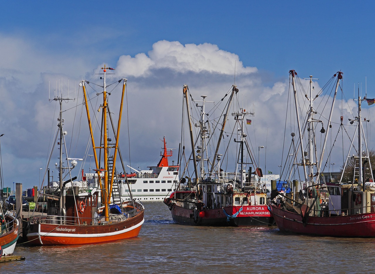 fishing vessel sielhafen ferry terminal free photo
