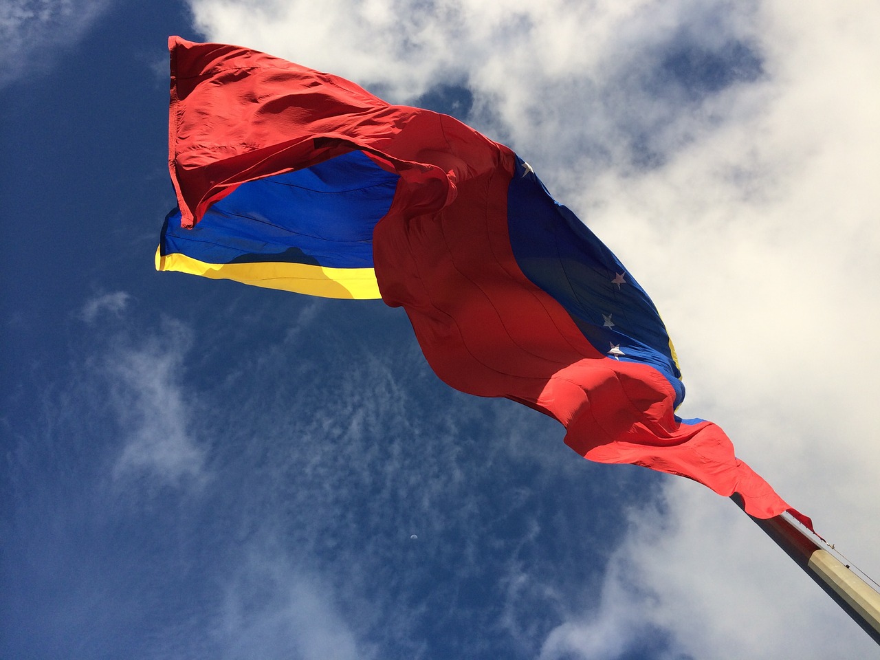 flag venezuela pole free photo