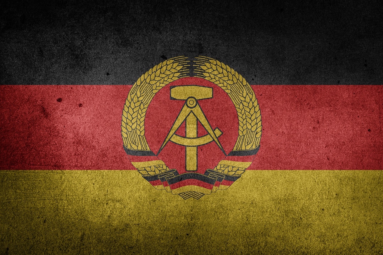 flag historical flag east germany free photo