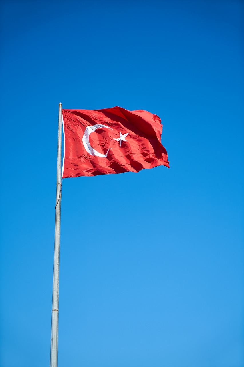 flag turkish red free photo