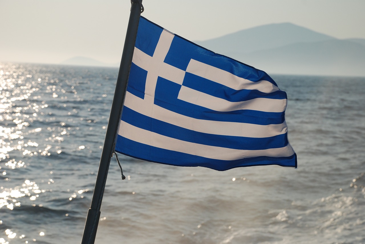 flag greece sea free photo