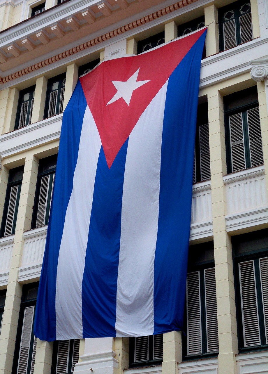 flag cuba havana free photo