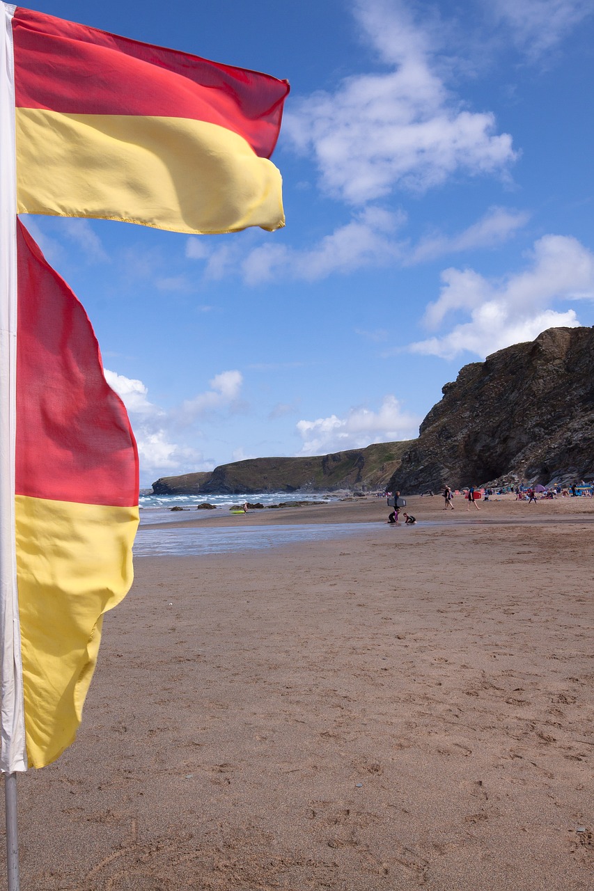 flags red yellow free photo