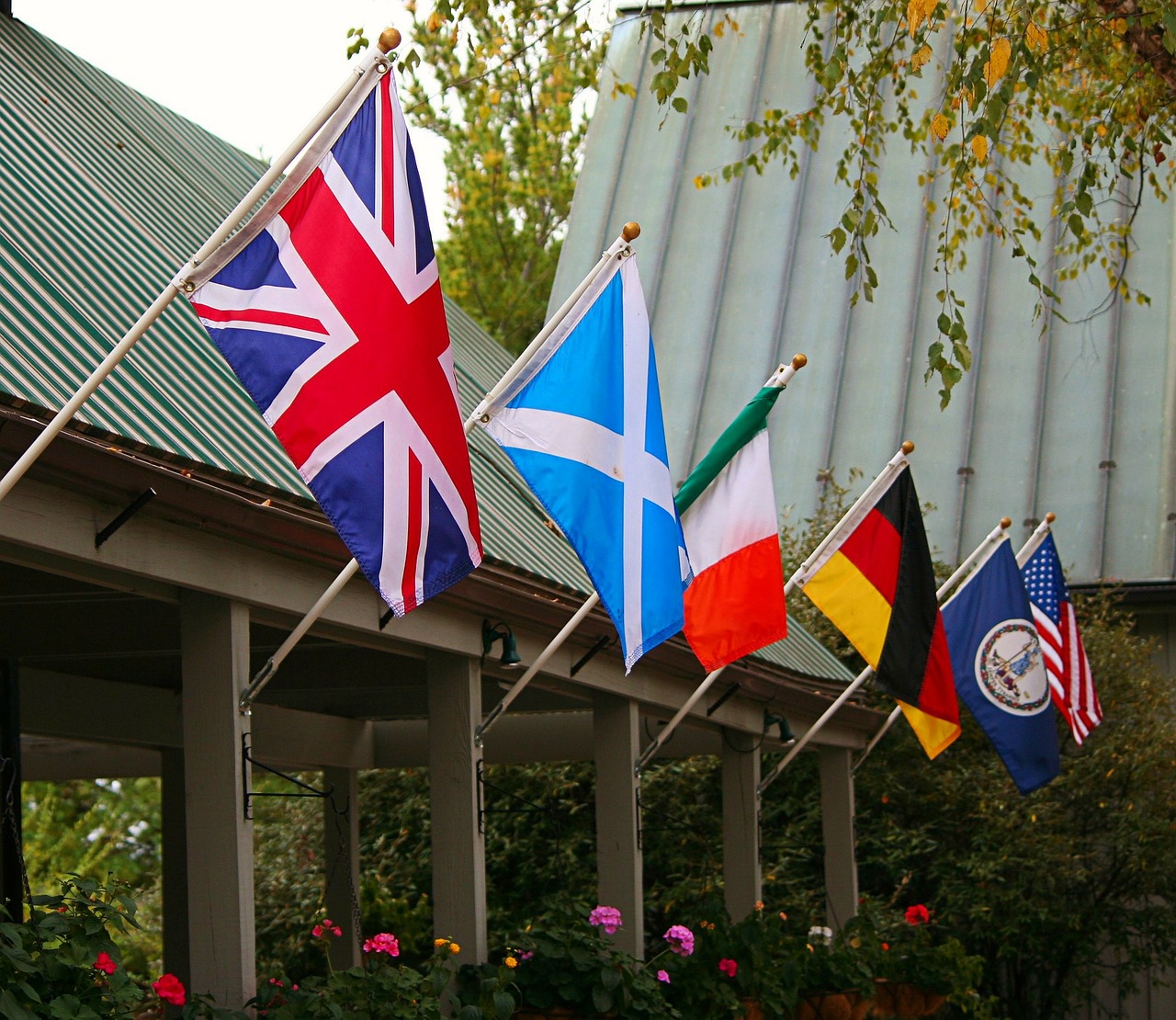 flags heralds heradlry free photo