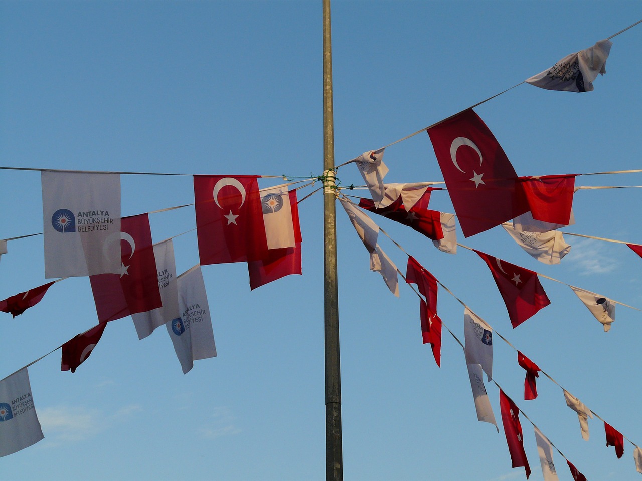 flags pennant turkish free photo