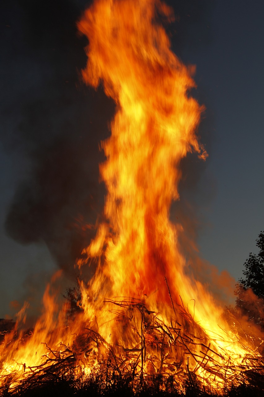 flame bonfire fire free photo