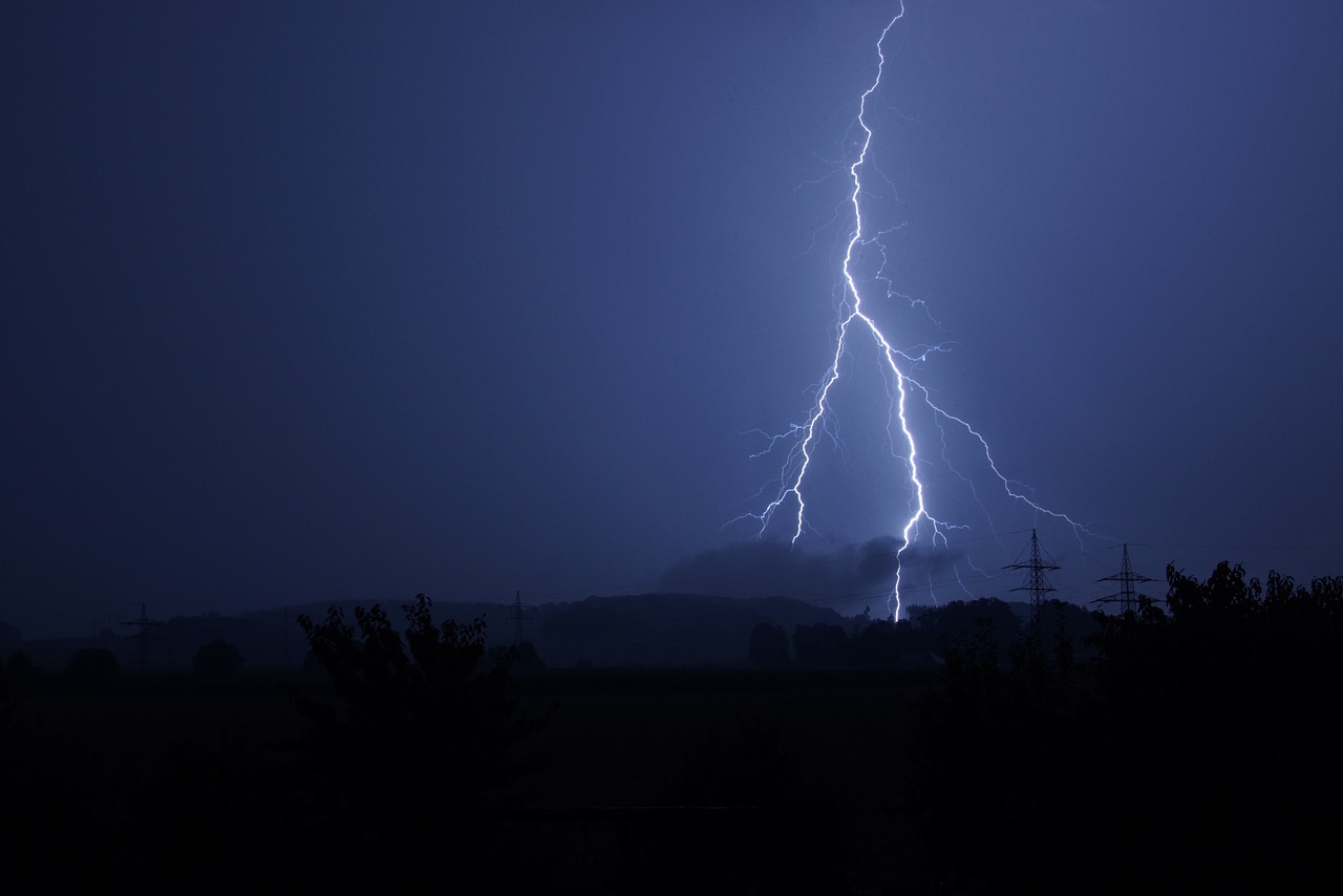 flash thunderstorm flash of lightning free photo